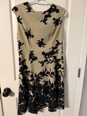 London Times Beige and Black Floral Midi Dress